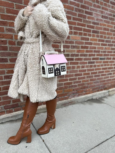 CUTE HOUSE HANDBAG